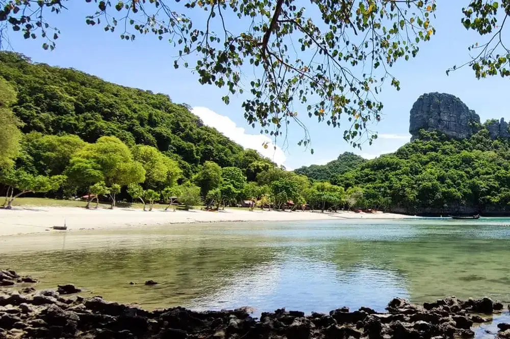 Quiet beach and shallow lagoon in Ang Thong